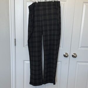 Time and Tru Women’s Dark Plaid Dress Pants